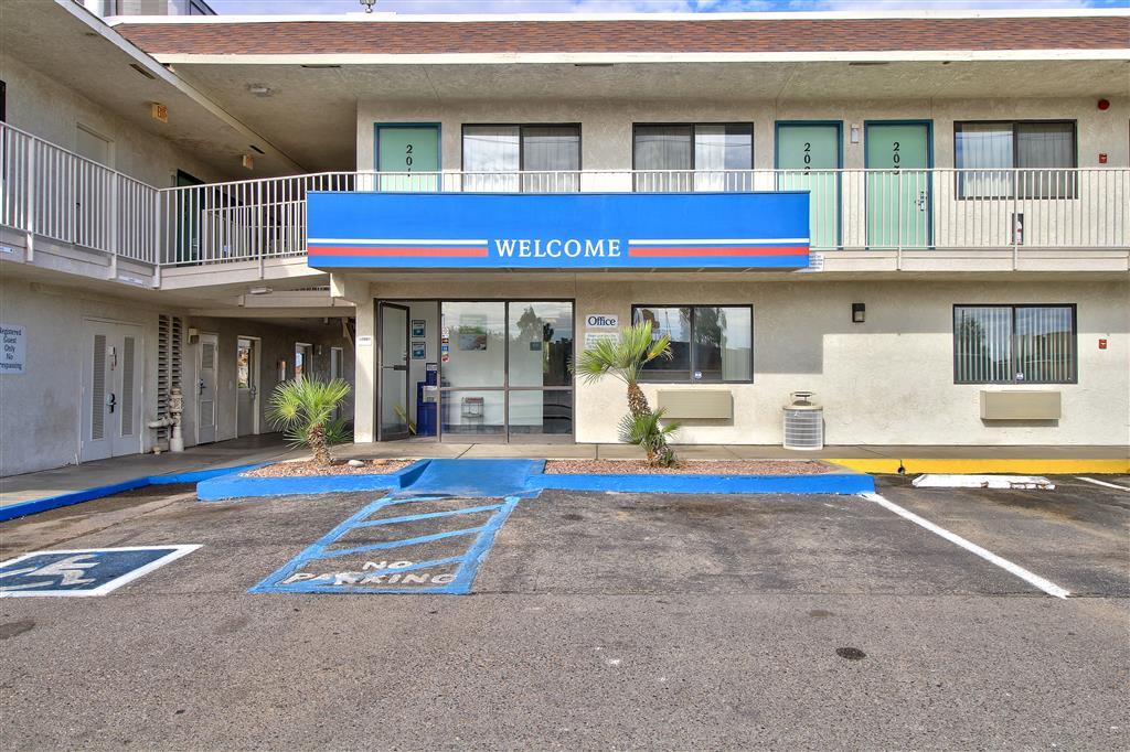 Budgetel Inn & Suites Yuma Zewnętrze zdjęcie